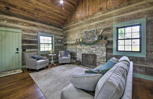 Bross Brothers Cabin with Wraparound Porch! - Foto 8