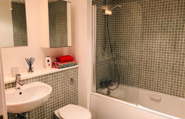 Remarkable 2 Bed Apartment in Edinburgh - Foto 16