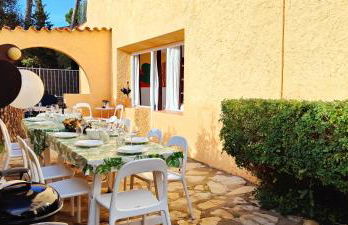 Casa con jardín a 30 metros de la playa. AT. - Foto 6