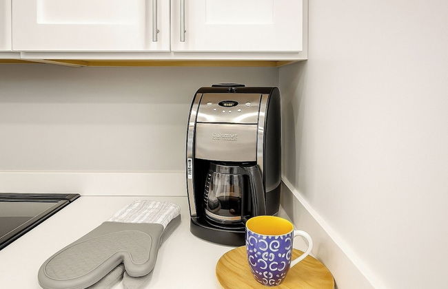 Heated Pool & Bathtub 4BR Near Disney - Foto 8