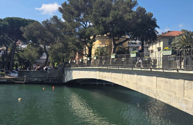 Rapallo 2-bed Apt, Sleeps 5 With Hot Tub - Foto 12