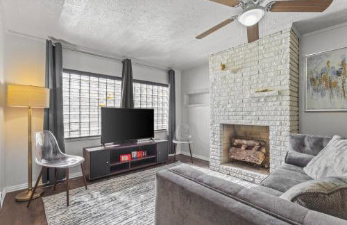 Spacious 5BR Group Retreat Near Fair Park Downtown - Foto 22