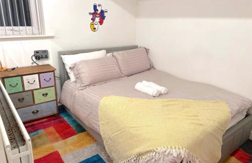 COZY Apartment 4 - Photo 34