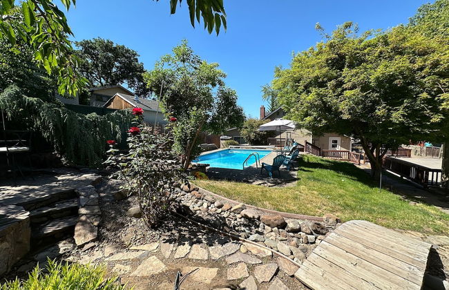 Medford Home and 2 Condos With Pool and Hot tub - Foto 2