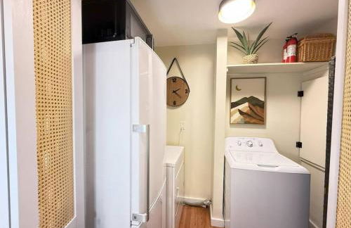 Vibing Hudson Retreat Pet-Friendly w Hot Tub - Foto 16