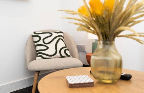 Contractor-Friendly 4-Bed 2-Bath Apartment, fast WiFi, central Redcar - Foto 22