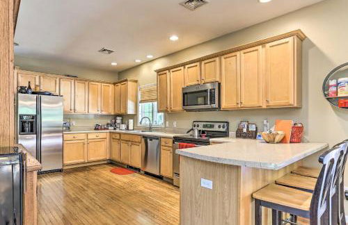 Pet-Friendly Grand Pine Bush Retreat on 2 Acres! - Foto 9