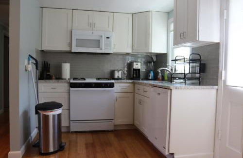 Seaside Serenity, just a block /0.1 mile away from the beach - Foto 12