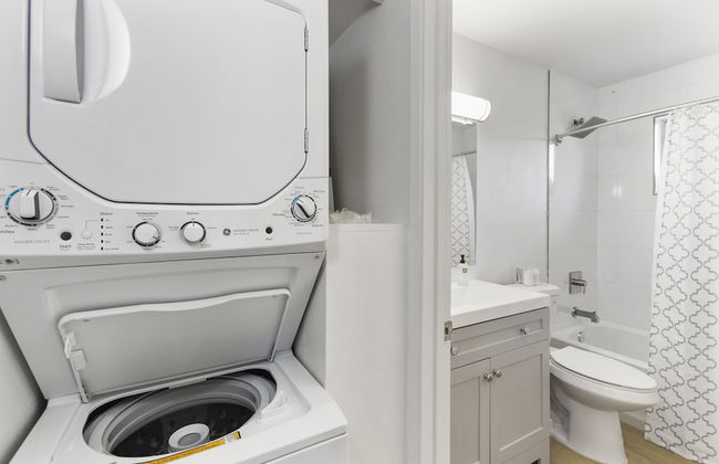 Contemporary Condo in Central Biltmore - Foto 13