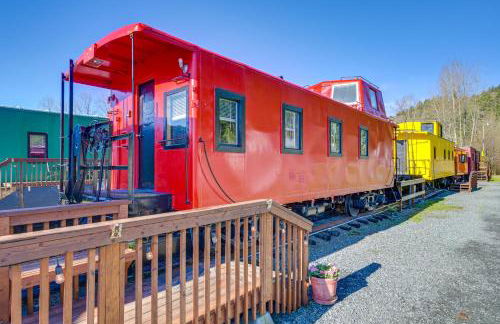 Historic Cupola Caboose with Mountain Views in Elbe - Photo 1