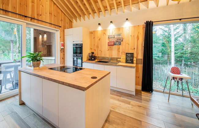 Escape With Heated Pool - Photo 10