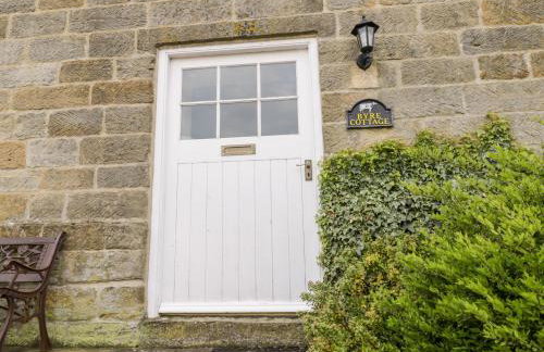 Byre Cottage - Photo 2