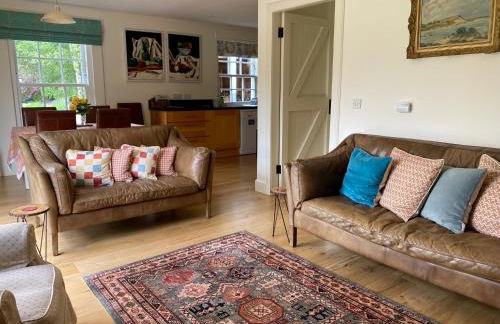 Private detached cottage sleeps 4 - Photo 11