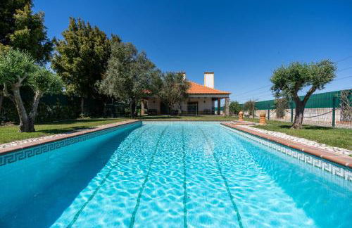 Casa com Piscina Privada em Palmela - Jardim & Estacionamento - Foto 60