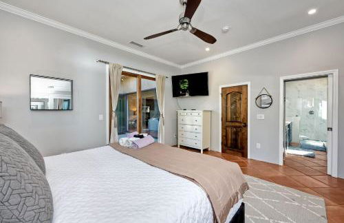 Walk To The Beach - Outdoor Dining - Spacious - Foto 19