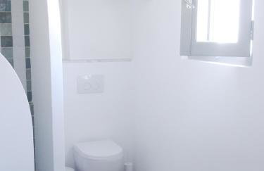 Hydra Artist House - Photo 12