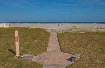 Beautiful Ocean Side 2 Bedroom Condo with Pool - Foto 61