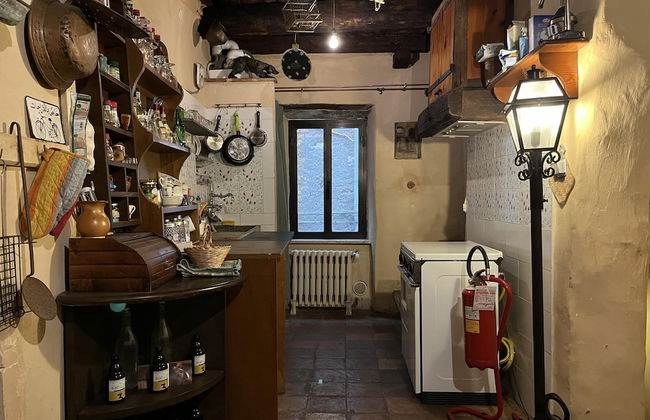 Preta Nera Intera in Giuliano di Roma - Foto 5