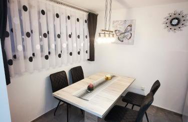 Ema Studio Apartman - Foto 24