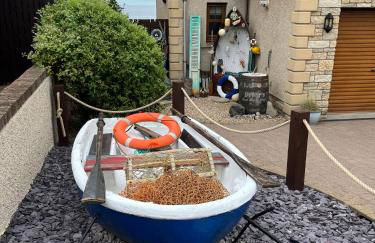 Luxury Seaside Home with Incredible Views - Foto 23