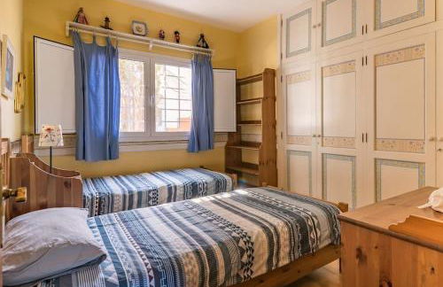 Magnífica villa con piscina y barbacoa - Foto 45