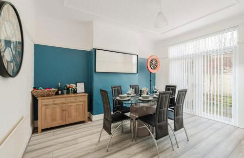 Spacious 3BR Sleeps 8 Ideal for Contractors or Large groups - Foto 27