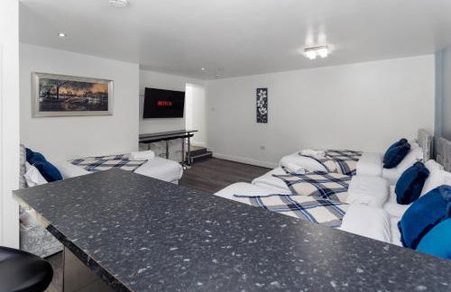 Snuggle Cove Apartments By Bella Vita Stays - Foto 30