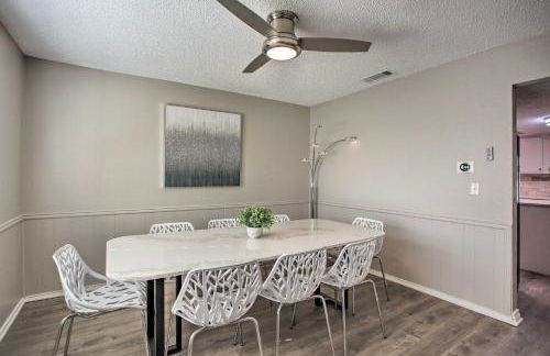 11 Mi to Holiday at Arboretum! Home with Hot Tub - Foto 22