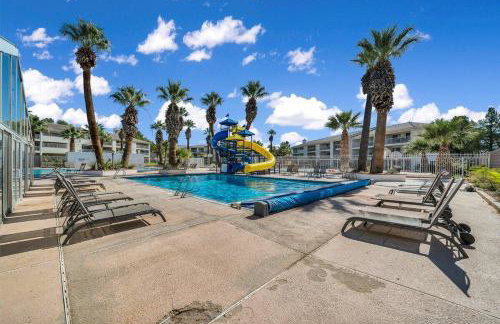 Modern Resort Condo - Pools, Courts & Scenic Views - Foto 13