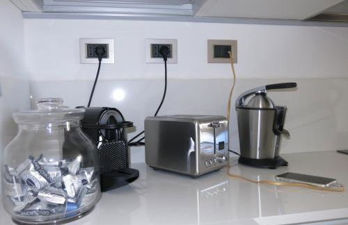 Sea View Embassy Apartment - Foto 11