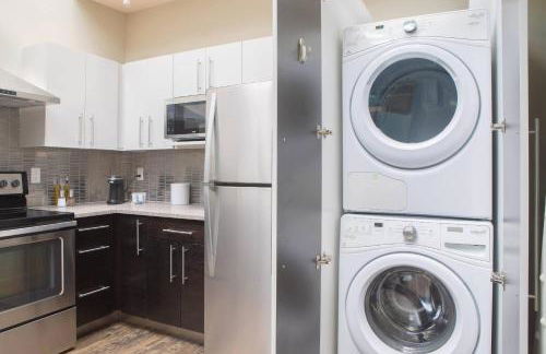 Downtown Modern 2BR Loft Apartment - Sleeps 8-9 - Foto 7