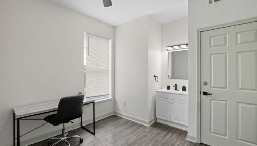 Modern 2BR2BA Near University District - Foto 3