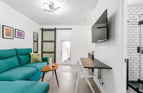 Seabreeze Hawaii Kai - 30-Night Minimum - Photo 21