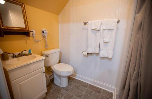 Howard's Creek Inn - Foto 63