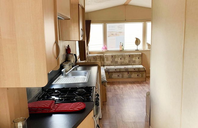 Beautiful 3-bedroom Caravan at Mersea Island - Foto 5
