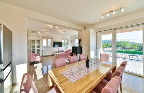 Villa Hirundinidae - Photo 13