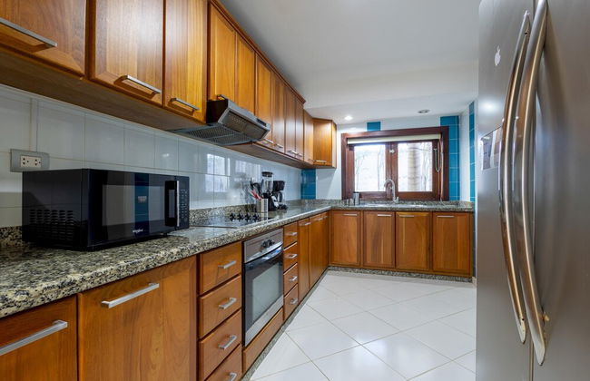 Beachfront 7BR Villa With Pool Maid Los Corales - Foto 34