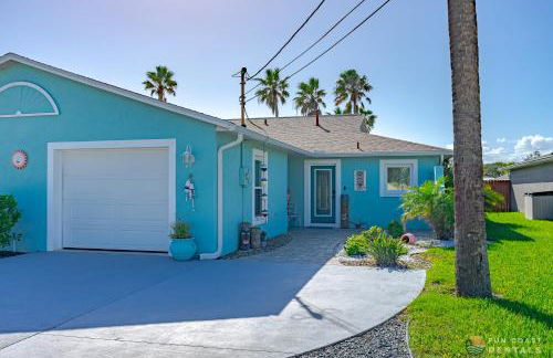 Dog Friendly Home wPrivate Fenced Yard, Garage & Fire Pit STEPS to the Beach! - Foto 7