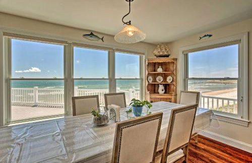 Sunny Beach House Getaway - Steps From Water! - Foto 3