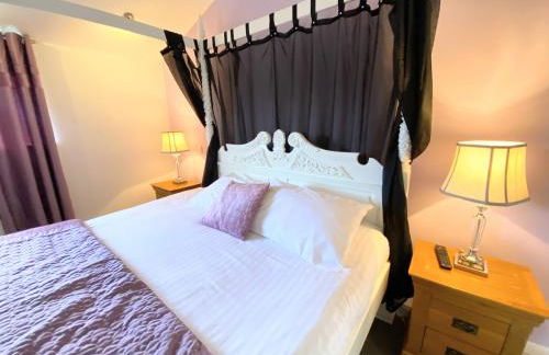 Ochil 10 with Private Hot Tub - Fife - Loch Leven - Lomond Hills - Photo 10