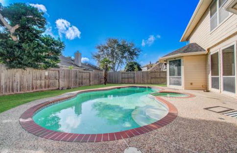 Luxury Pool Home Near Sugar Land Town Center - Photo 51