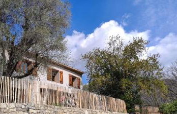 3 Bed House Sleeps 8 -Private Garden -Pets Ok - Foto 16