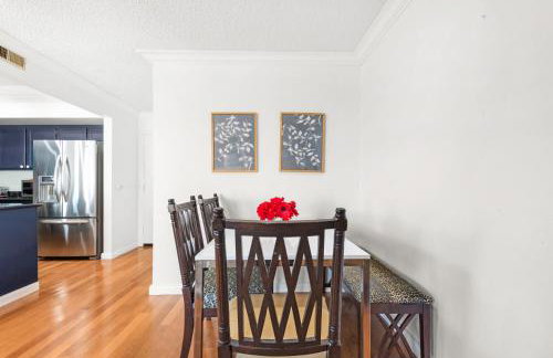 5bed 3bath Private gated community home 7miles to Downtown La close to Disney - Photo 27