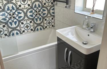 The Oaks, Luxury 2 bedroom cottage in a peaceful location - Foto 2