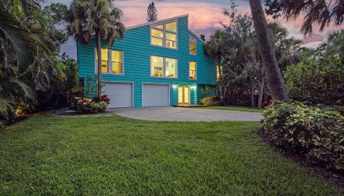 Palm Paradise - Pet Friendly Home on Siesta Key w/ Large Heated Private Pool & Outdoor Area! - Foto 3