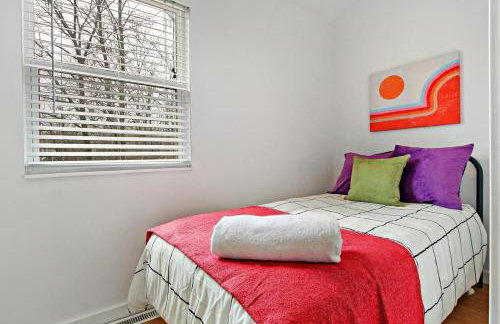 Rare Gem! Game Room, Hot Tub, Near Lake, Pet Ok - Foto 46