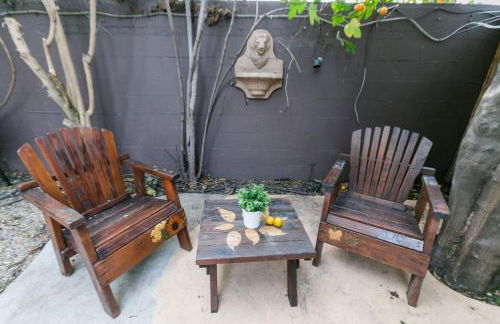 Charming 1-Bedroom Home near Downtown Culver - Photo 30