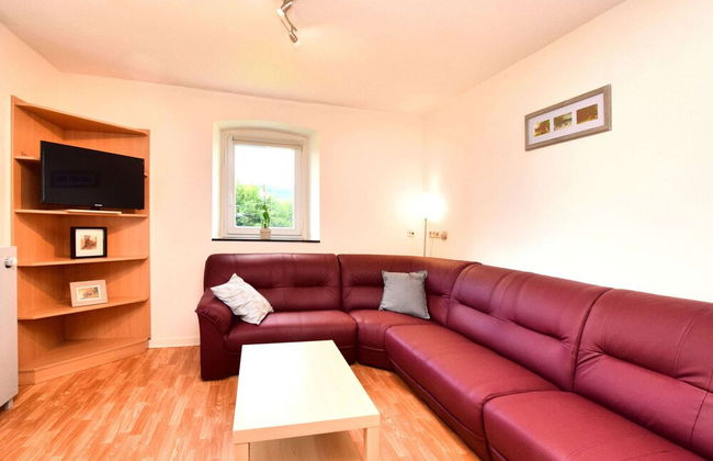 Holiday Home in Saint Vith With Terrace - Photo 12