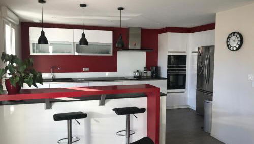 Standing au cœur de ville- Argelès-Gazost-140 m2-3étoiles - Foto 2, stove, dishwasher, minibar