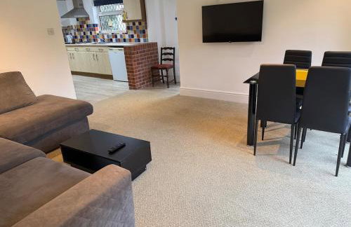 Bright & Cozy Countryside Bungalow - Foto 3